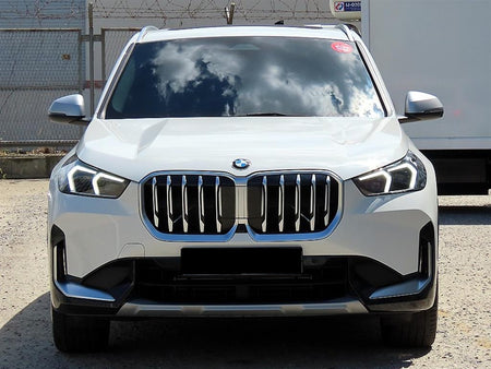 BMW X1 — photo 01