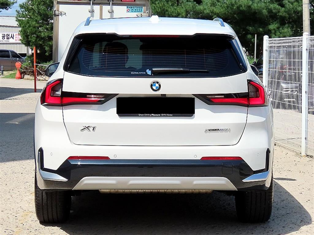 BMW X1 — photo 04