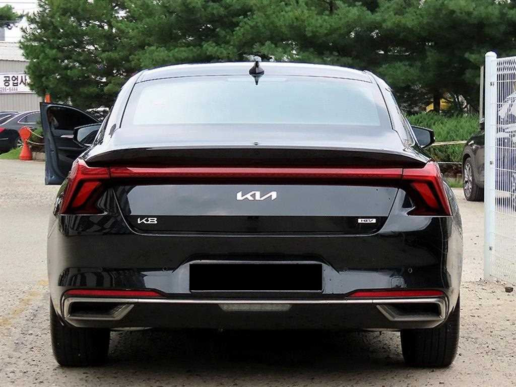 Kia K8 — photo 04