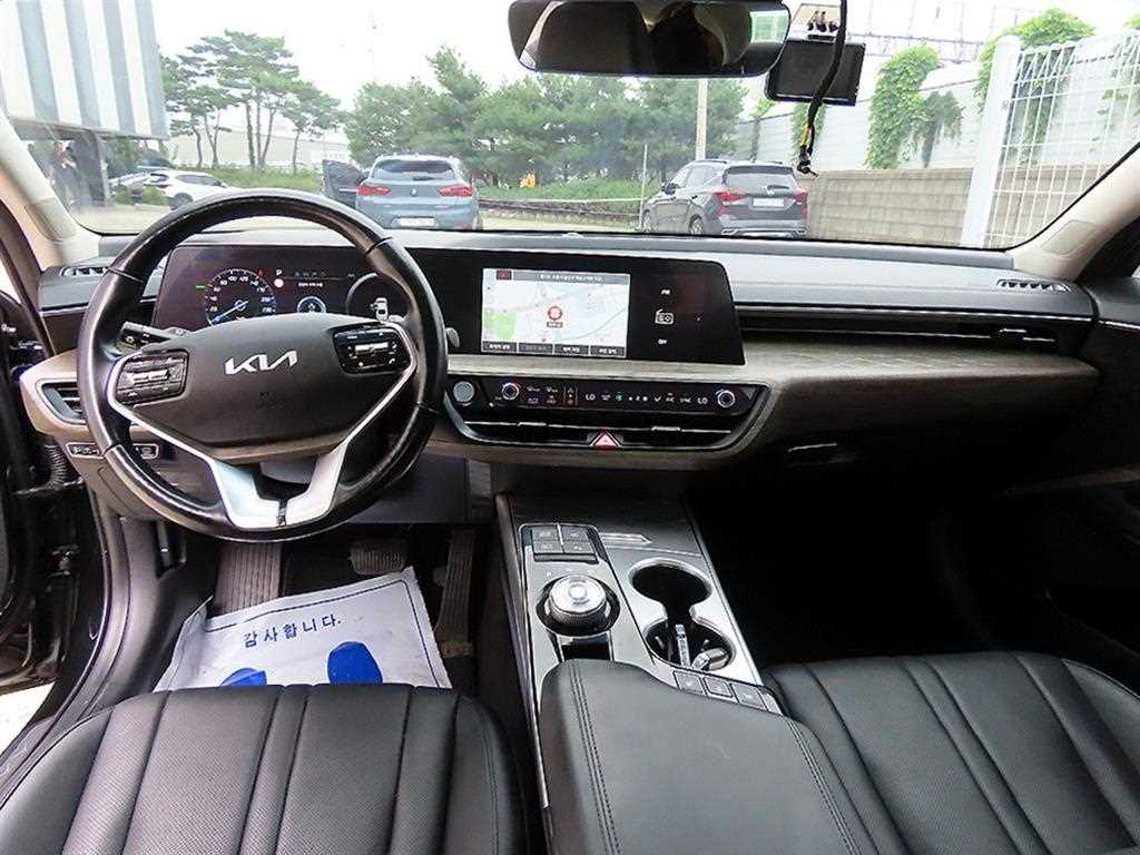 Kia K8 — photo 07