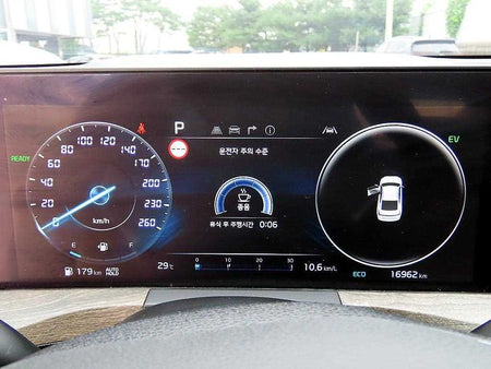 Kia K8 — photo 09