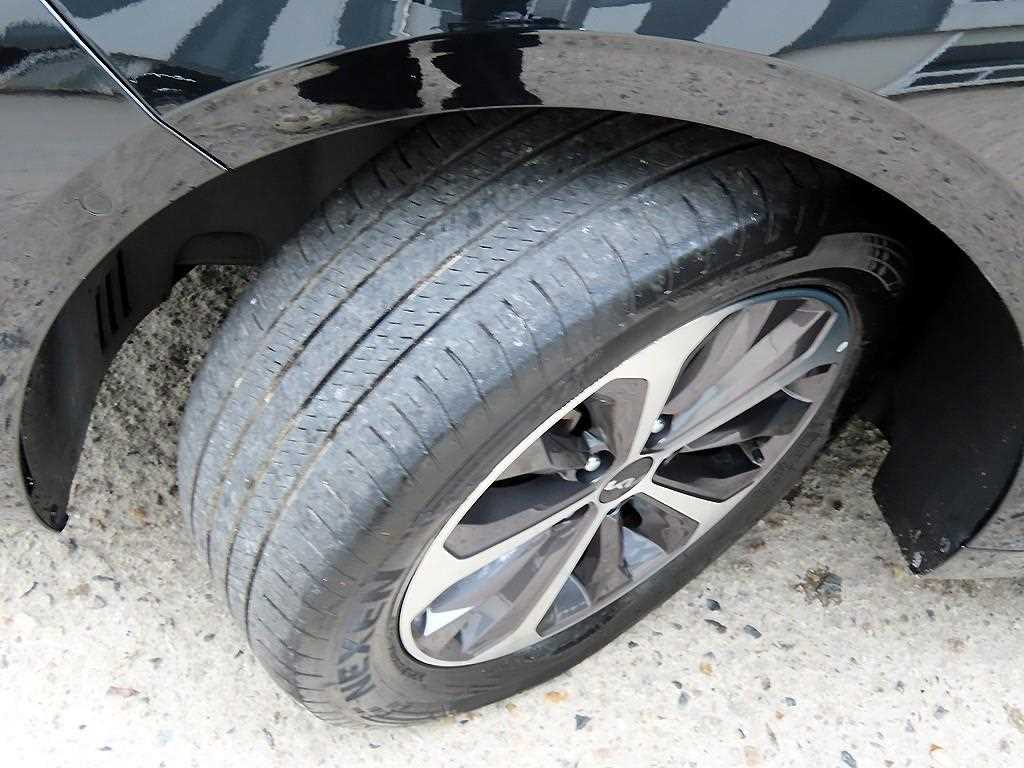 Kia K8 — photo 20