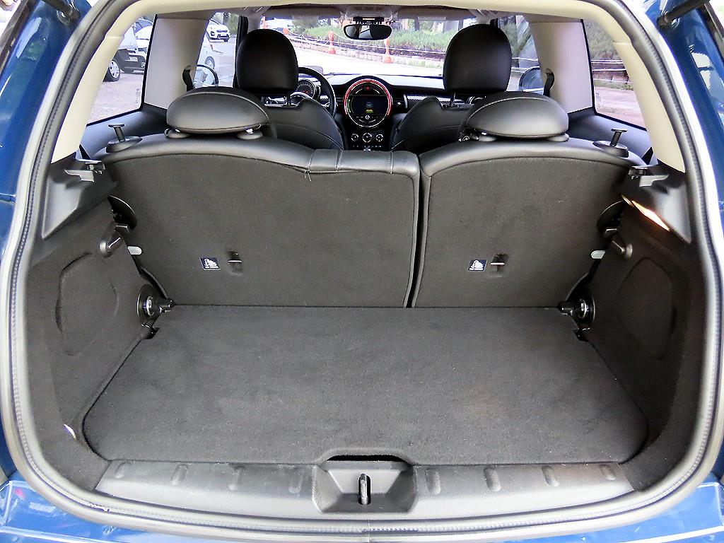 Mini Cooper — photo 18