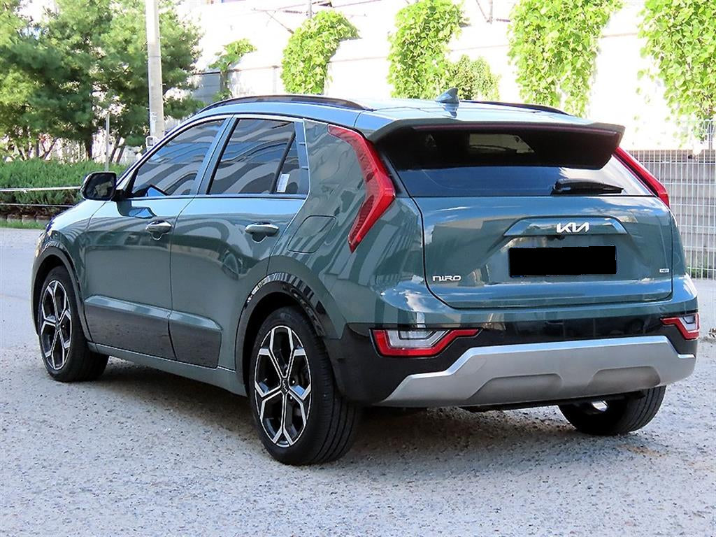 Kia Niro — photo 03