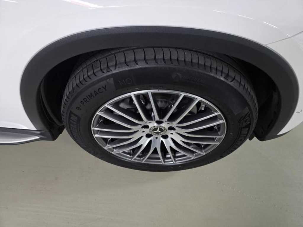 Mercedes-Benz GLC-Class — photo 08