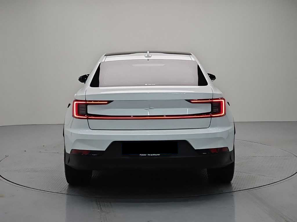 Polestar Polestar 2 — photo 03