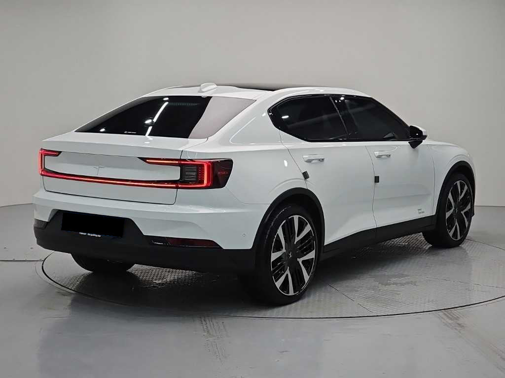 Polestar Polestar 2 — photo 04