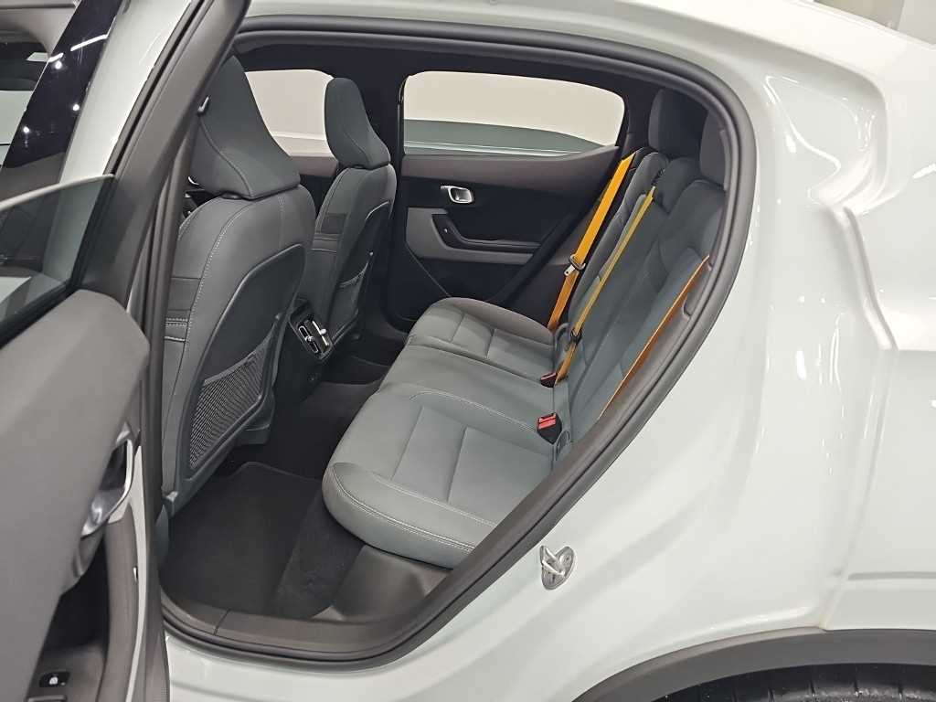 Polestar Polestar 2 — photo 12