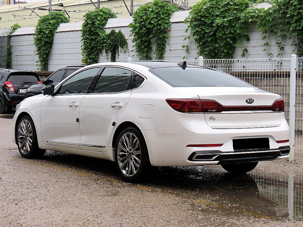 Kia K7 — photo 03