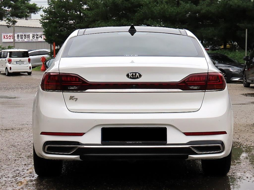 Kia K7 — photo 04