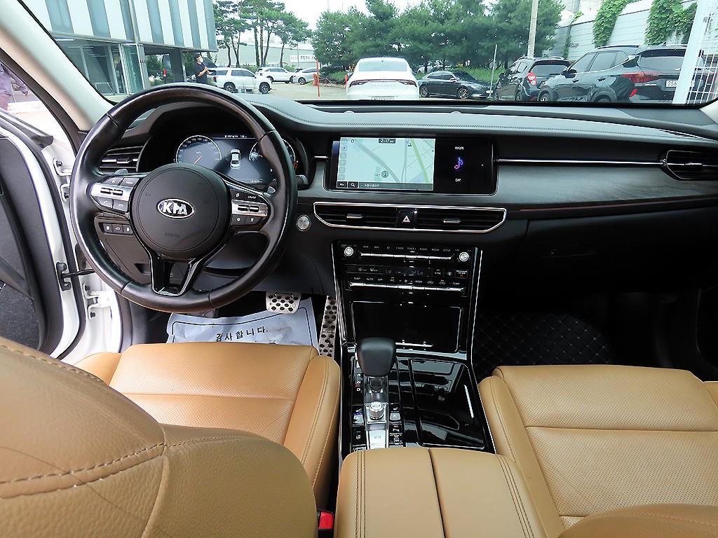 Kia K7 — photo 07