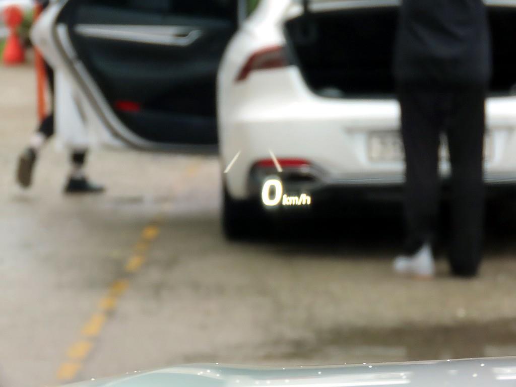 Kia K7 — photo 10