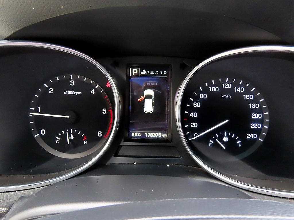 Hyundai Maxcruz — photo 09