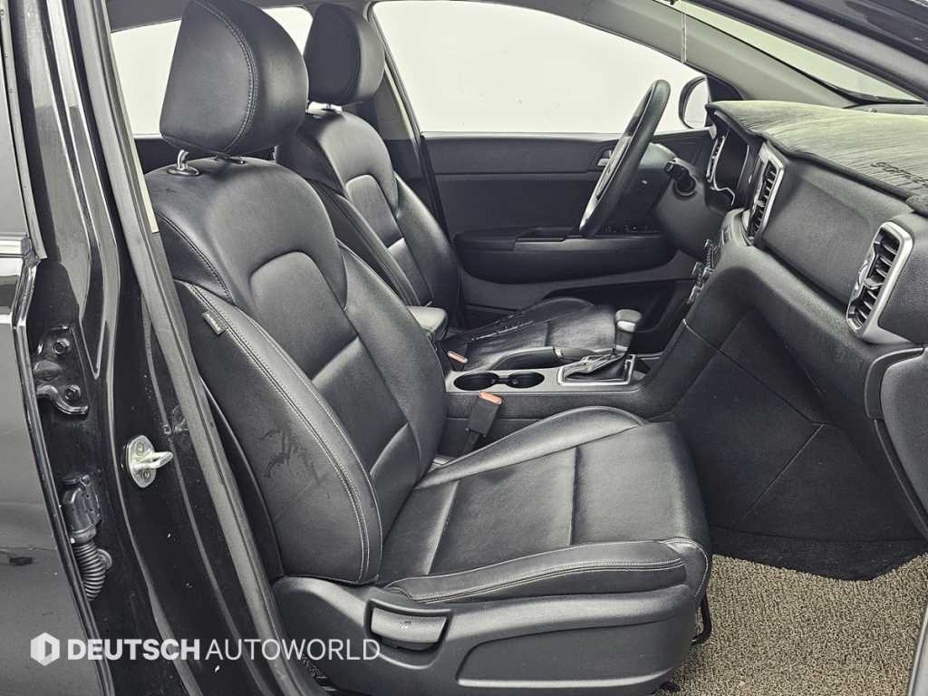 Kia Sportage — photo 10