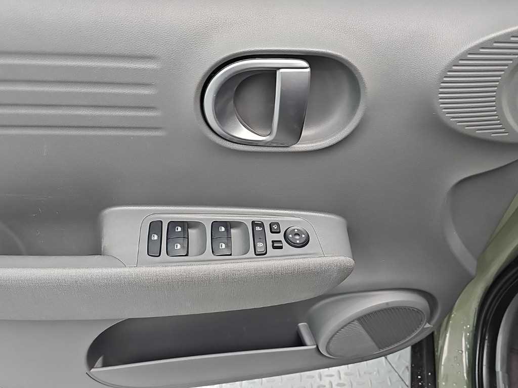 Hyundai Casper — photo 15