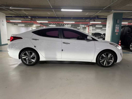 Hyundai Avante — photo 03