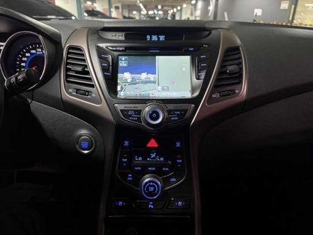 Hyundai Avante — photo 10