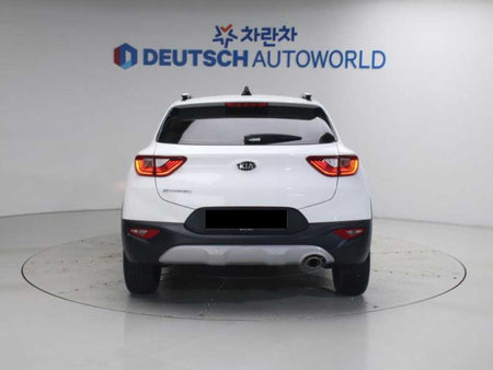 Kia Stonic — photo 04