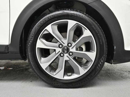 Kia Stonic — photo 05