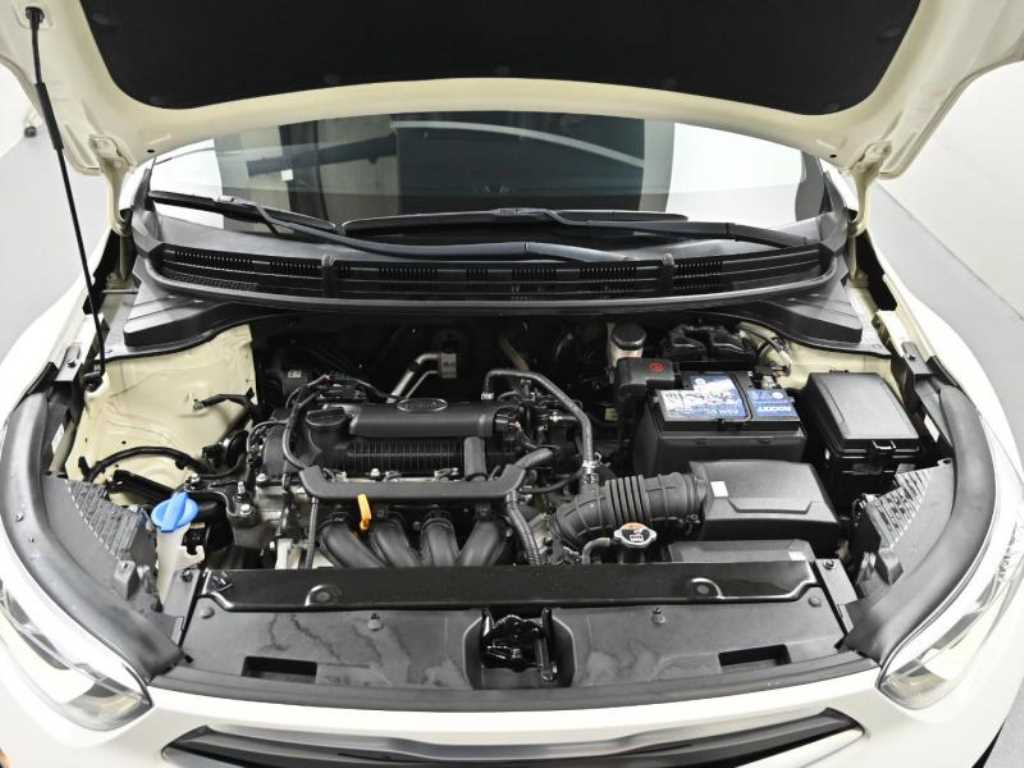 Kia Stonic — photo 06