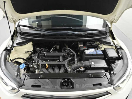 Kia Stonic — photo 06