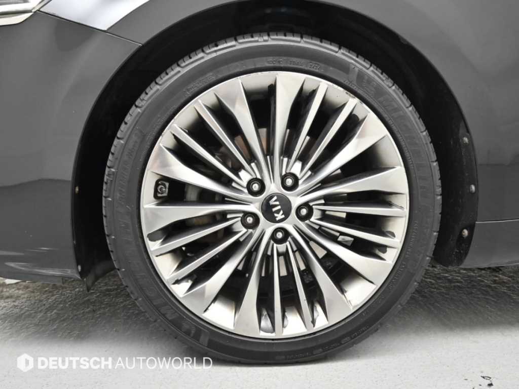 Kia K7 — photo 05