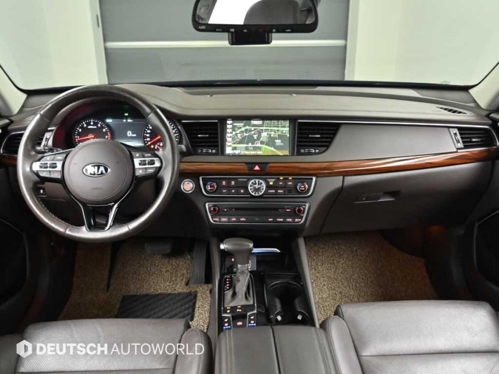 Kia K7 — photo 07