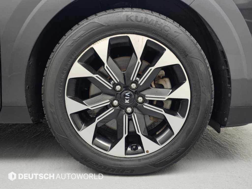 Kia Carnival — photo 05