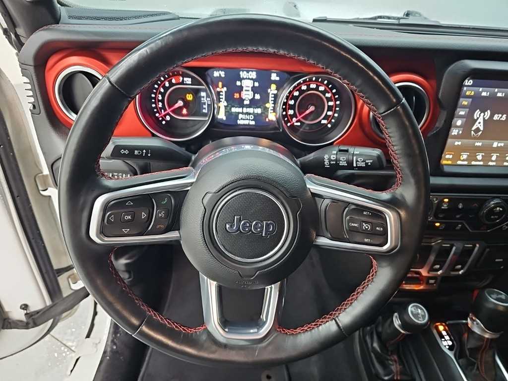 Jeep Wrangler — photo 09