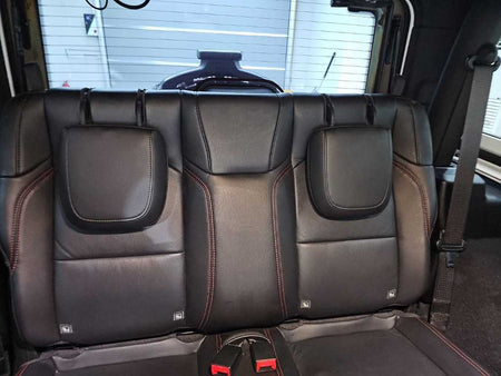 Jeep Wrangler — photo 12