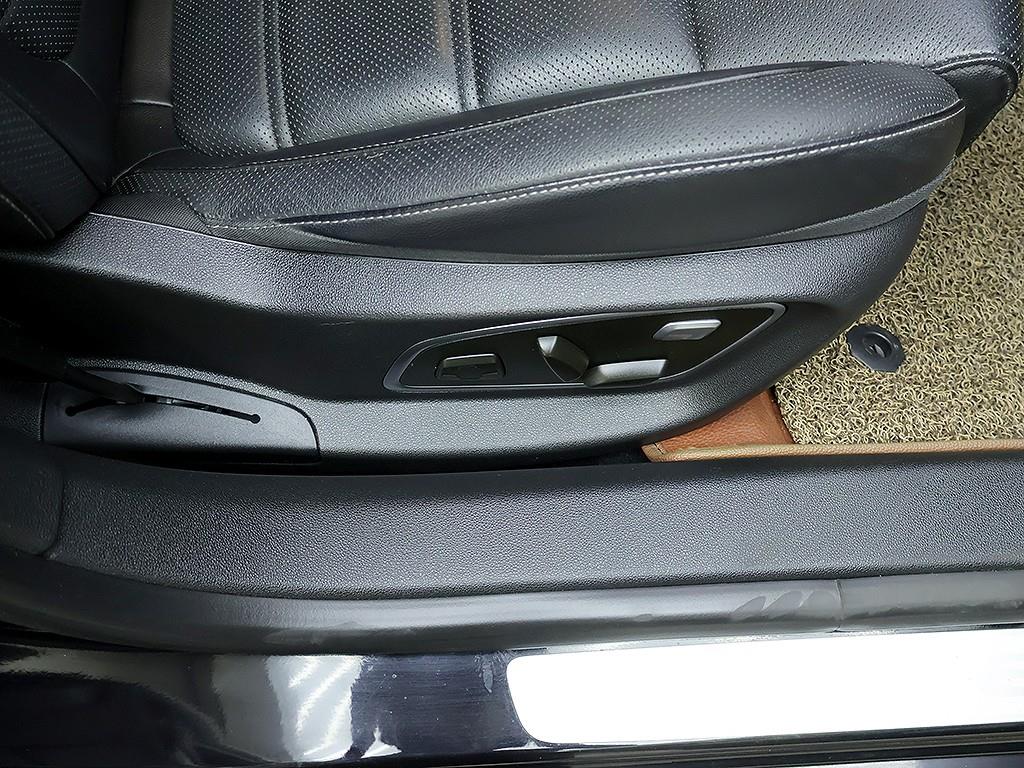 RENAULT SM6 — photo 17