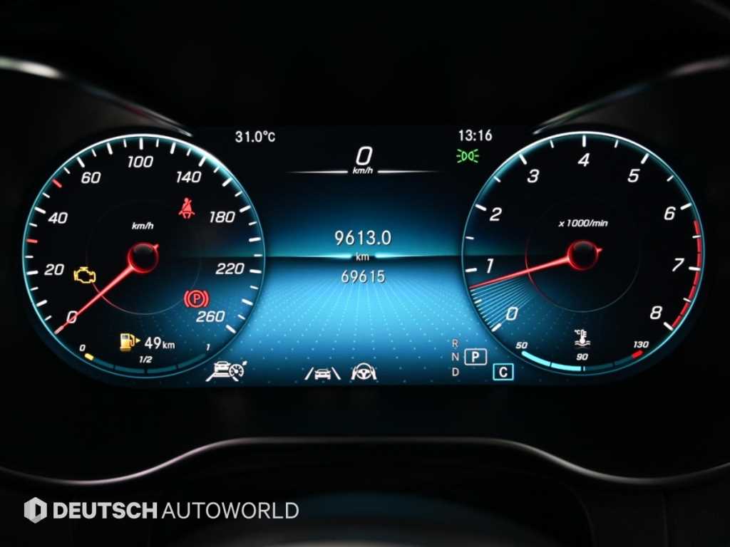 Mercedes-Benz GLC-Class — photo 08