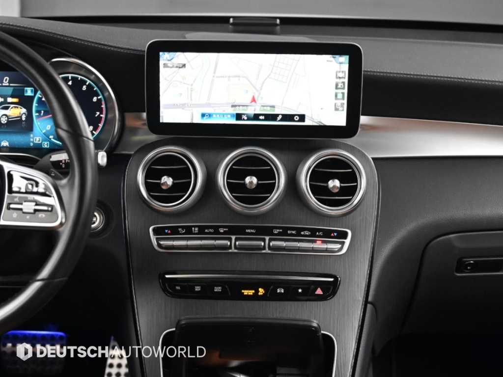 Mercedes-Benz GLC-Class — photo 14