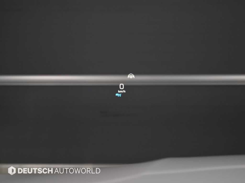 Mercedes-Benz GLC-Class — photo 17