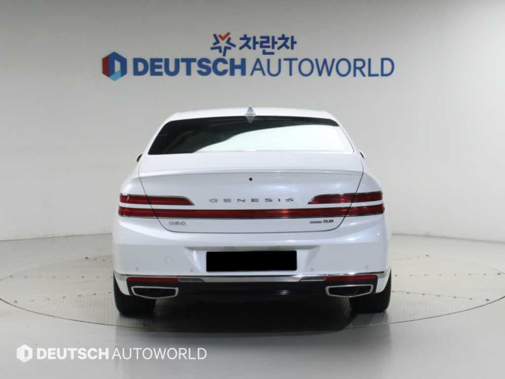 Genesis G90 — photo 04