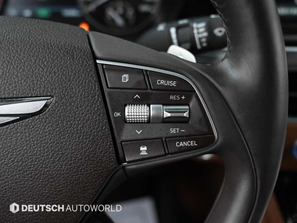 Genesis G90 — photo 18