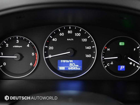 Hyundai Starex — photo 08