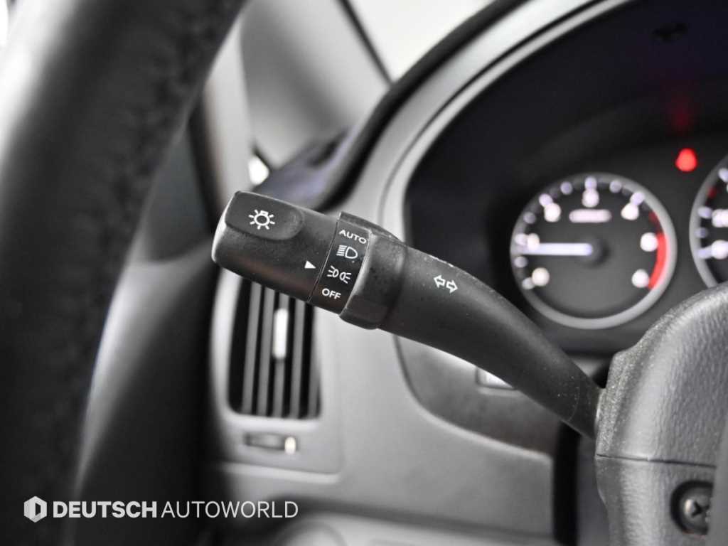 Hyundai Starex — photo 16
