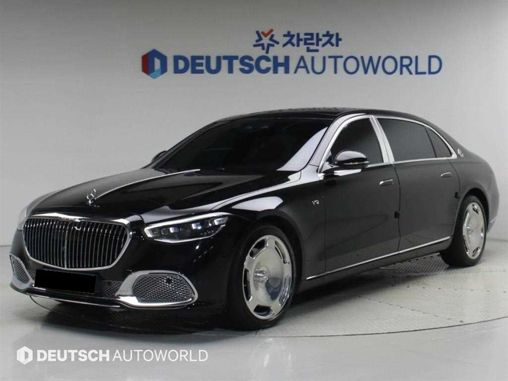 Mercedes-Benz S-Class — photo 01