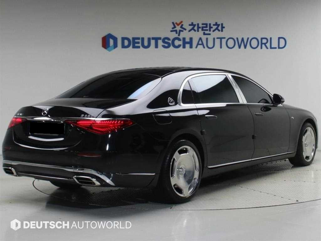 Mercedes-Benz S-Class — photo 02