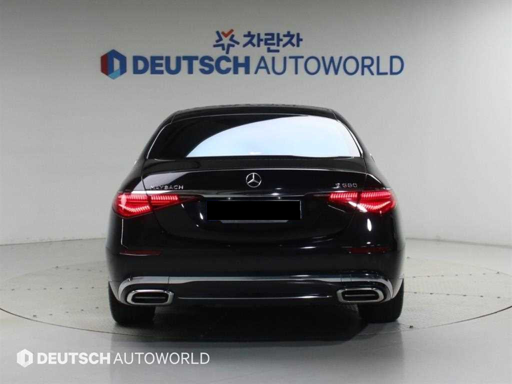 Mercedes-Benz S-Class — photo 04