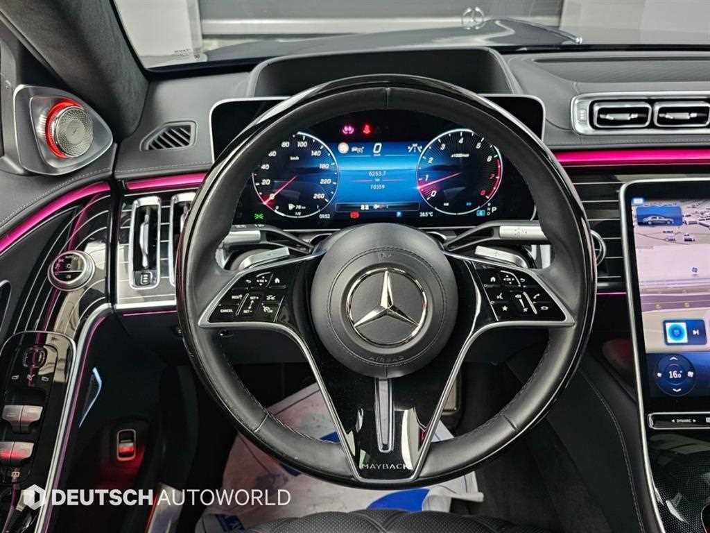 Mercedes-Benz S-Class — photo 13