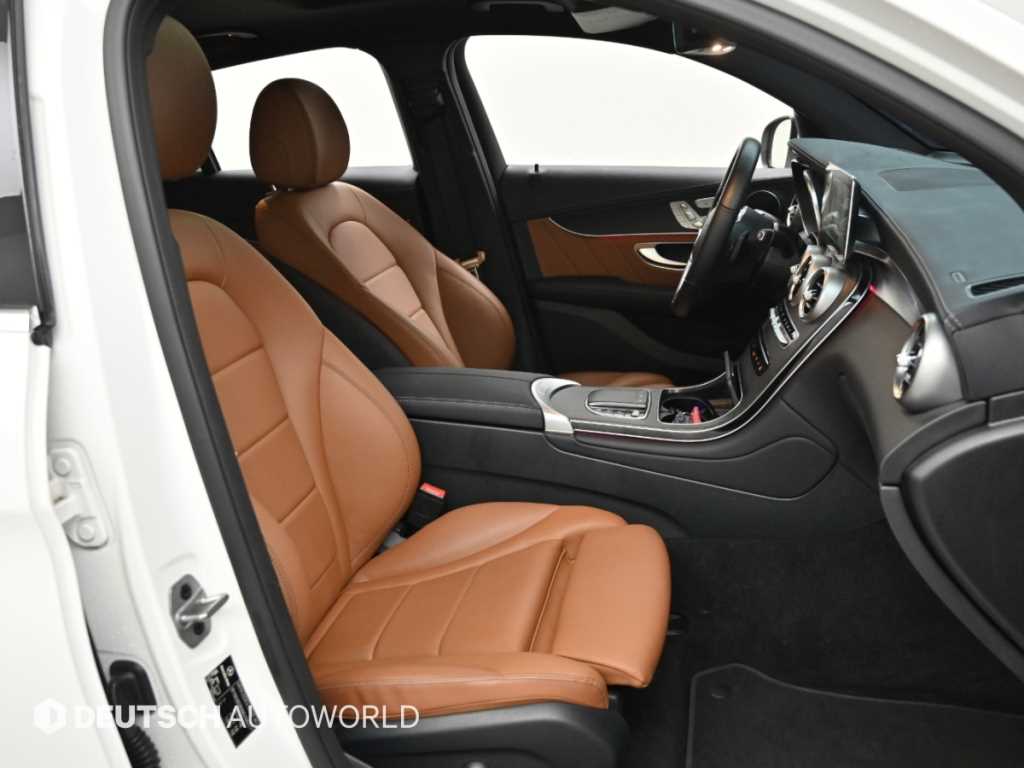 Mercedes-Benz GLC-Class — photo 10