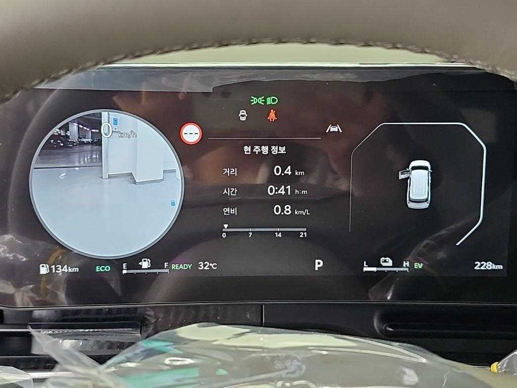 Kia Carnival — photo 06