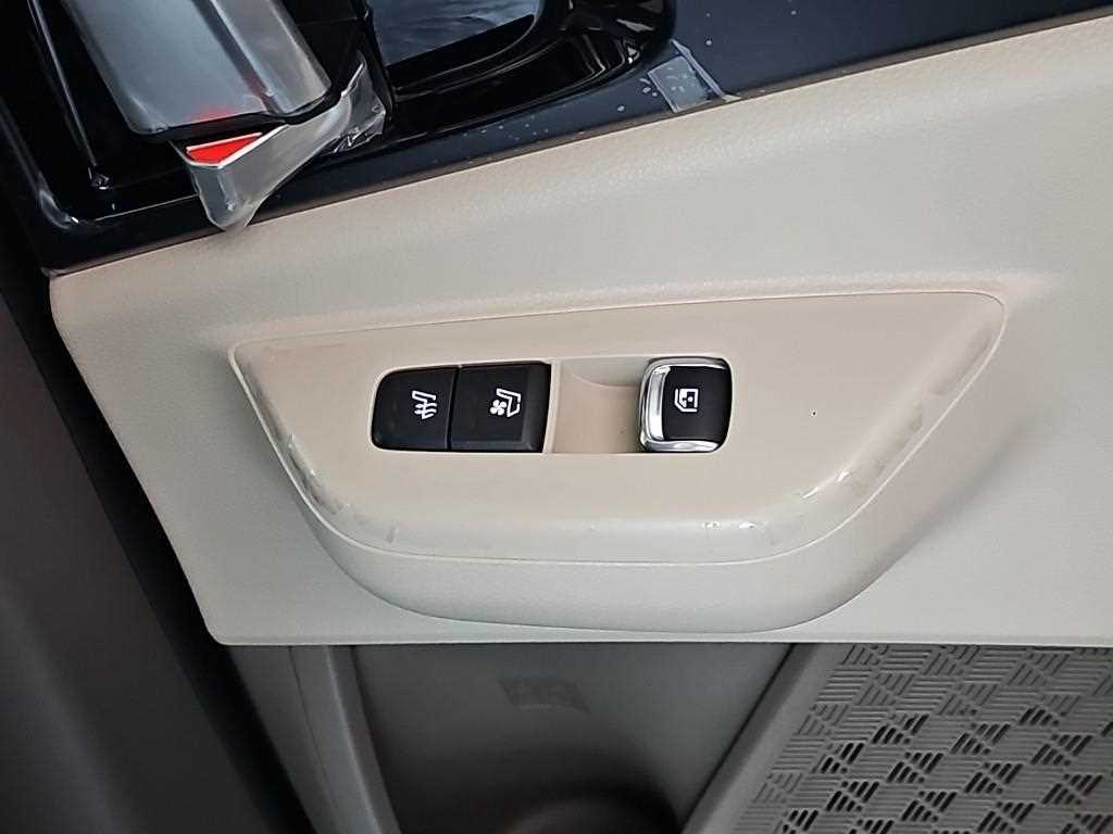 Kia Carnival — photo 14