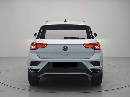 Volkswagen T-Roc — photo 03