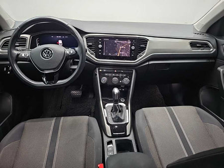 Volkswagen T-Roc — photo 07