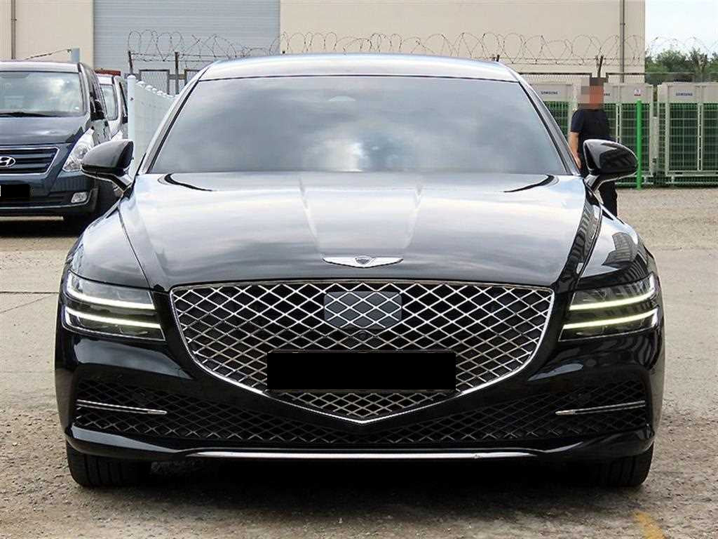 Genesis G80 — photo 01