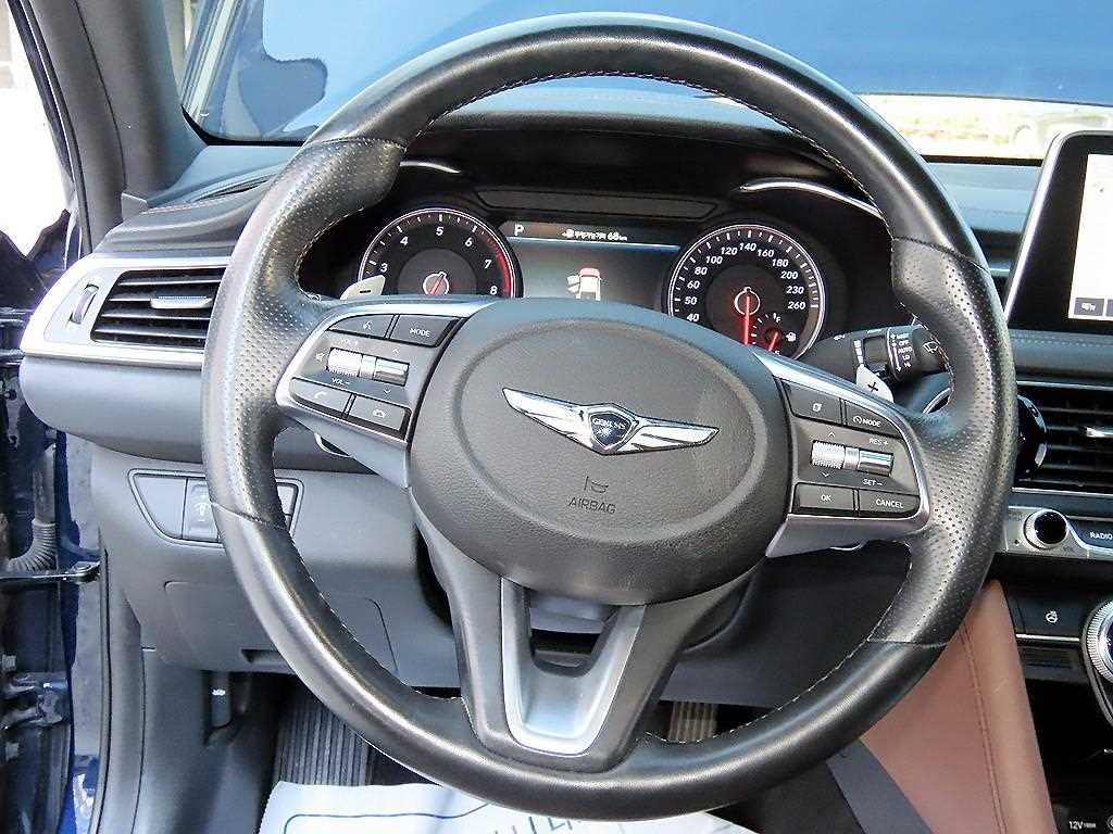 Genesis G70 — photo 07