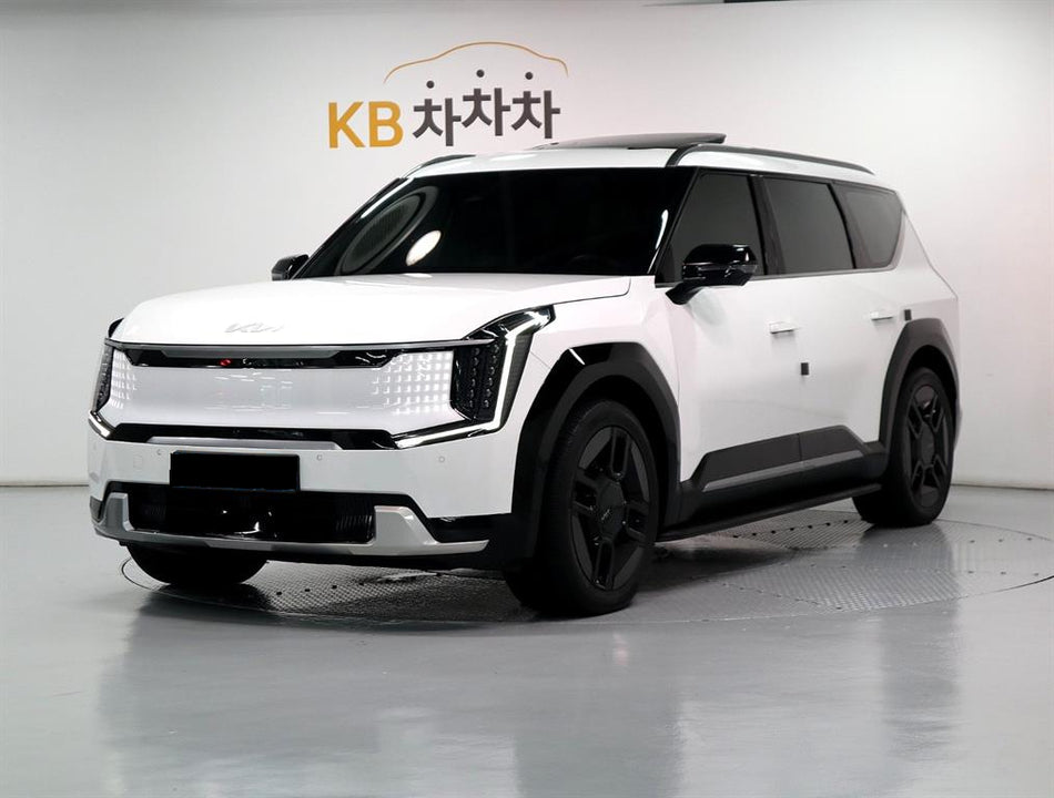 Kia EV9 — photo 01